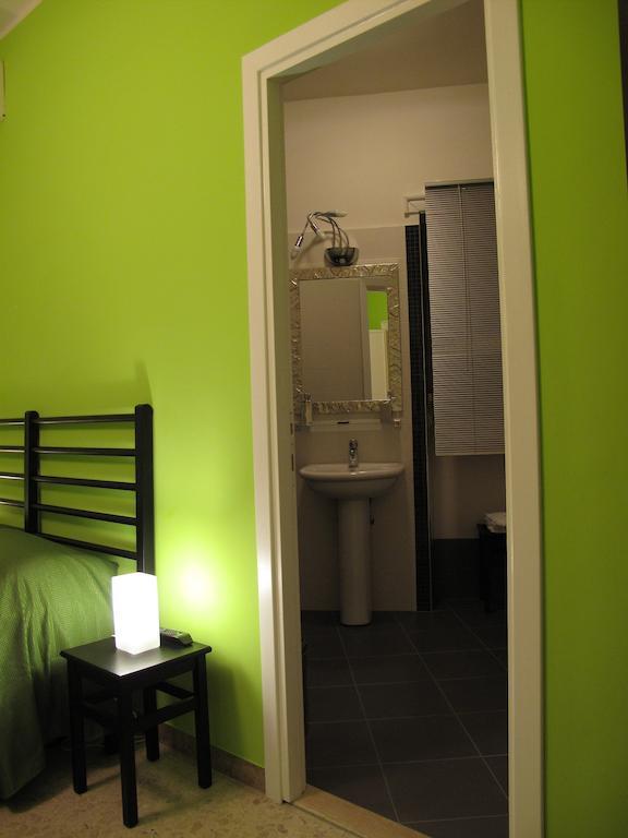 Arches Bed & Breakfast Roma